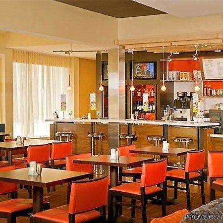 Courtyard By Marriott Greensboro Εξωτερικό φωτογραφία