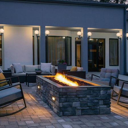 Courtyard By Marriott Greensboro Εξωτερικό φωτογραφία