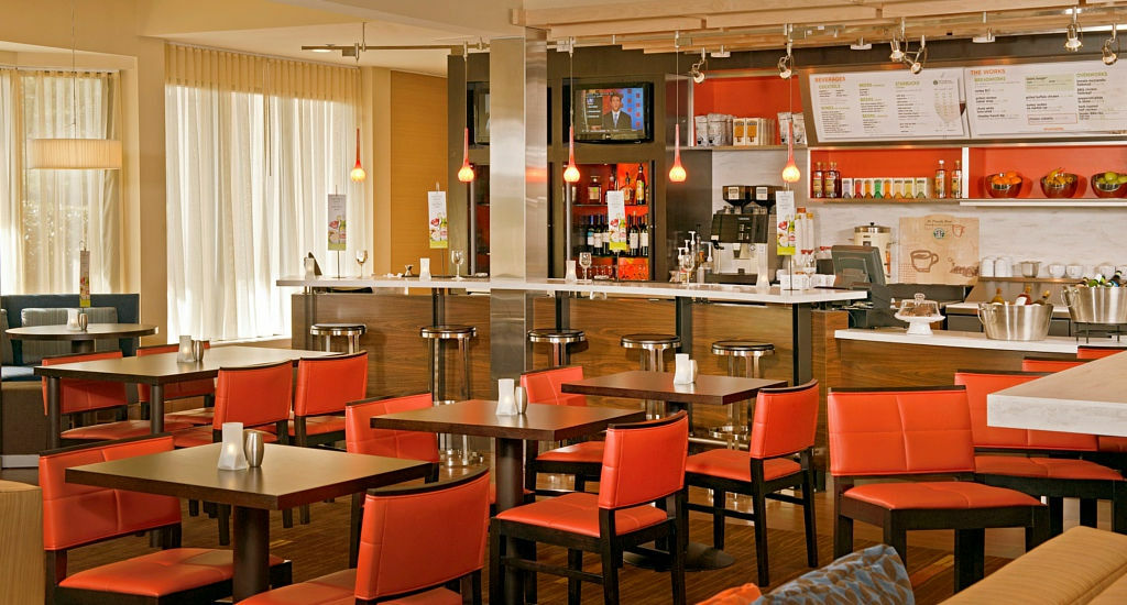 Courtyard By Marriott Greensboro Εξωτερικό φωτογραφία